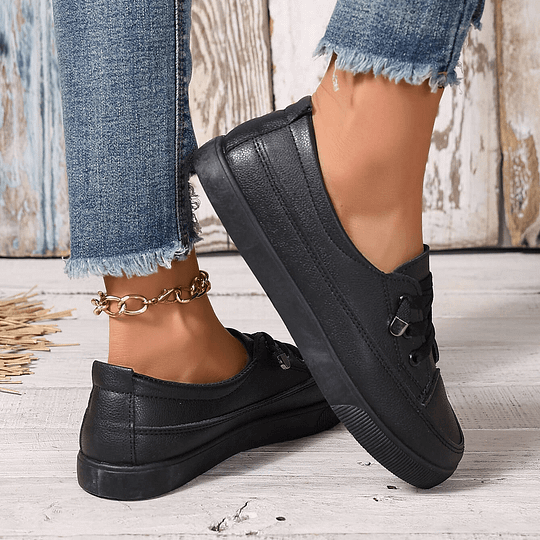 Quinn | Women’s Lace Up Casual Sneakers