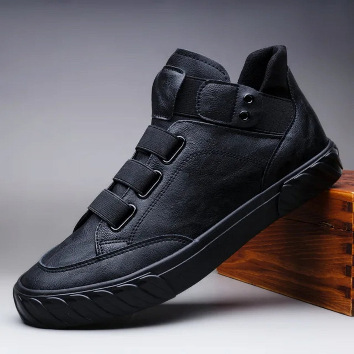 Lorenzo Bernini Genuine Faux Leather Shoes